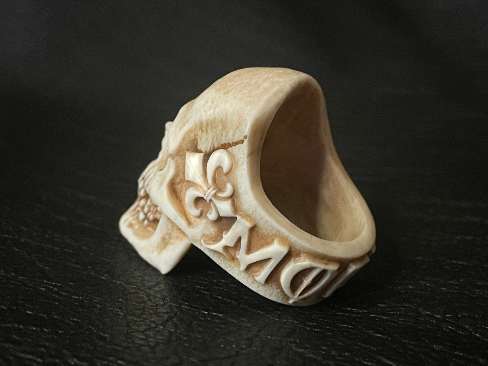 Hand carved top bone ring