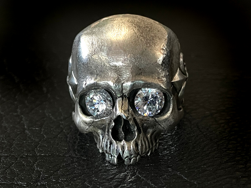 Custom made skull rings discount